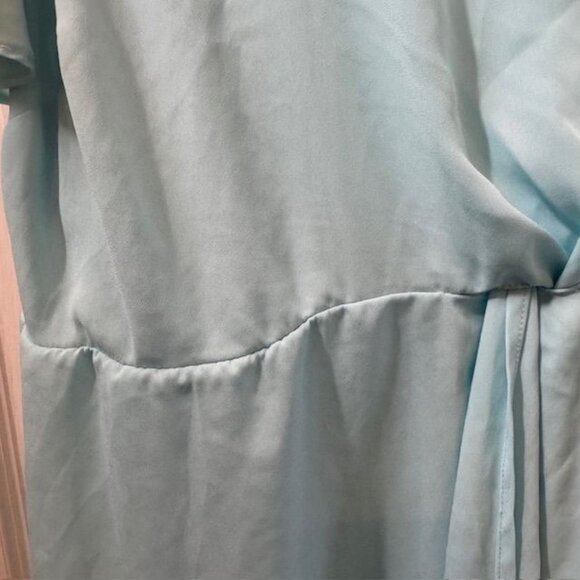 Torrid Womens Light Blue V-Neck Flutter Sleeve Tunic Top Size 3 Polyester Blend - Picture 4 of 12